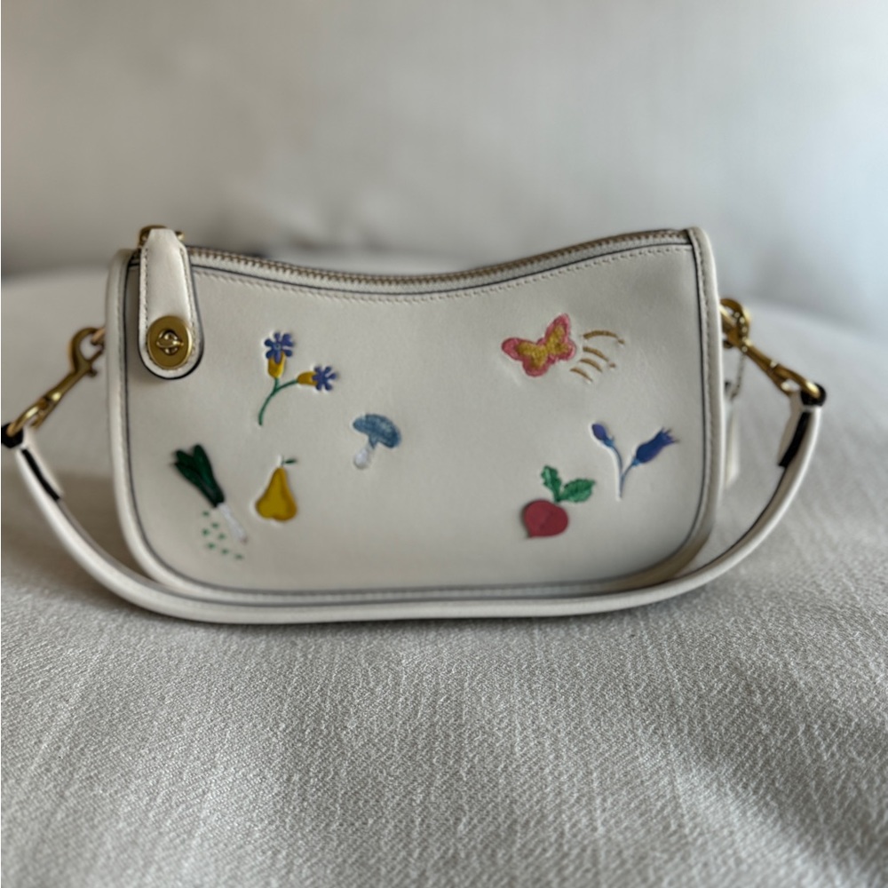 Coach swinger 20 bag